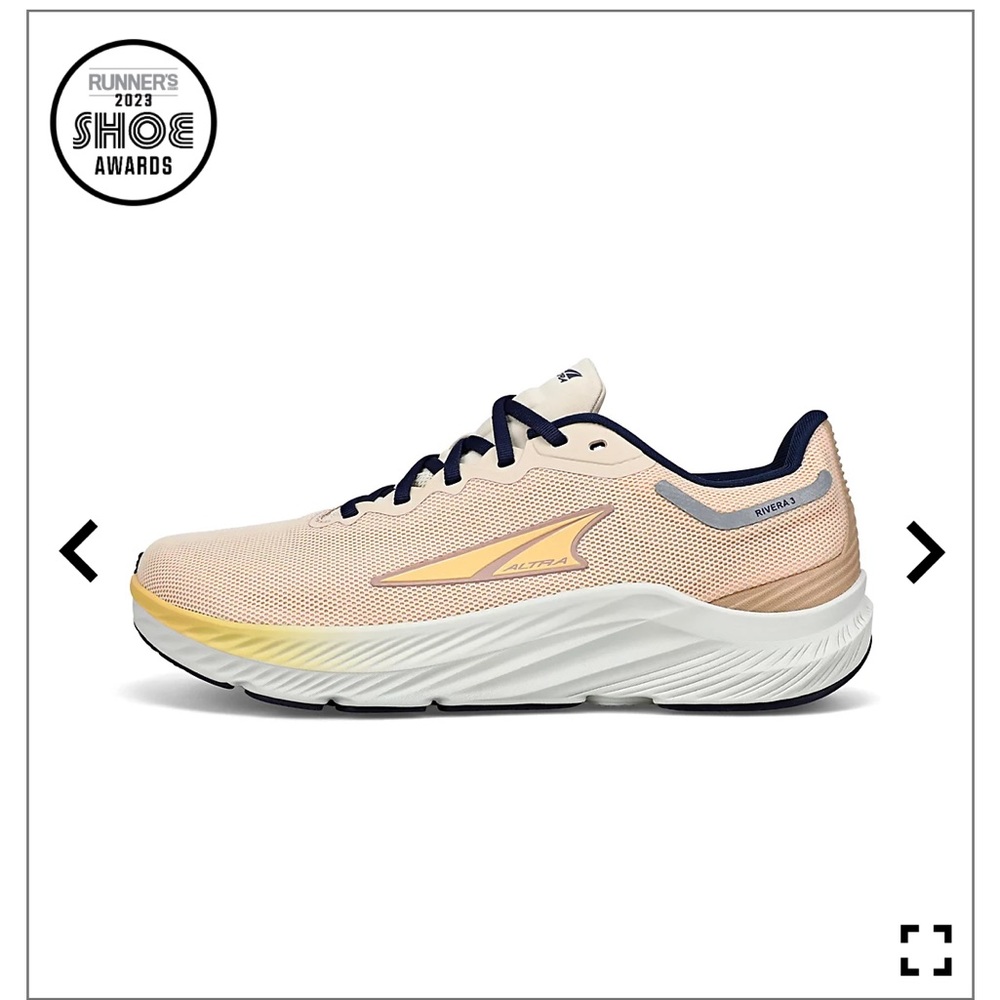 Altra Women’s Rivera 3 Running Shoe in Sand